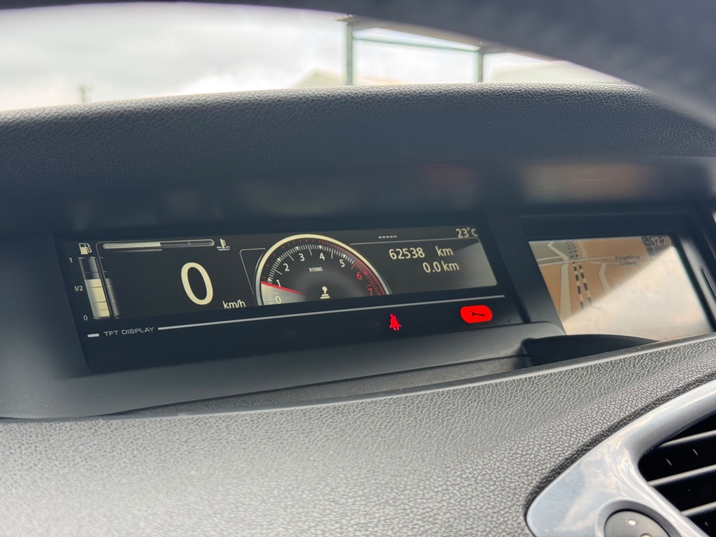 7aee4e80-60f0-41c8-8cb4-8006e682bac5