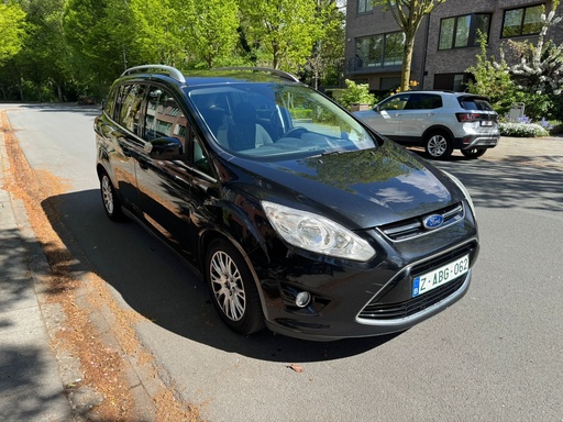 Ford // Grand C-Max