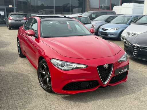 Alfa Romeo // Giulia VELOCE